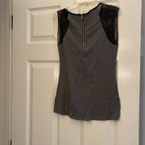 Express T-shirt - Picture 3 of 3